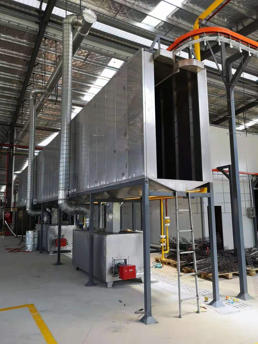 Overhead Conveyor Paint Booth